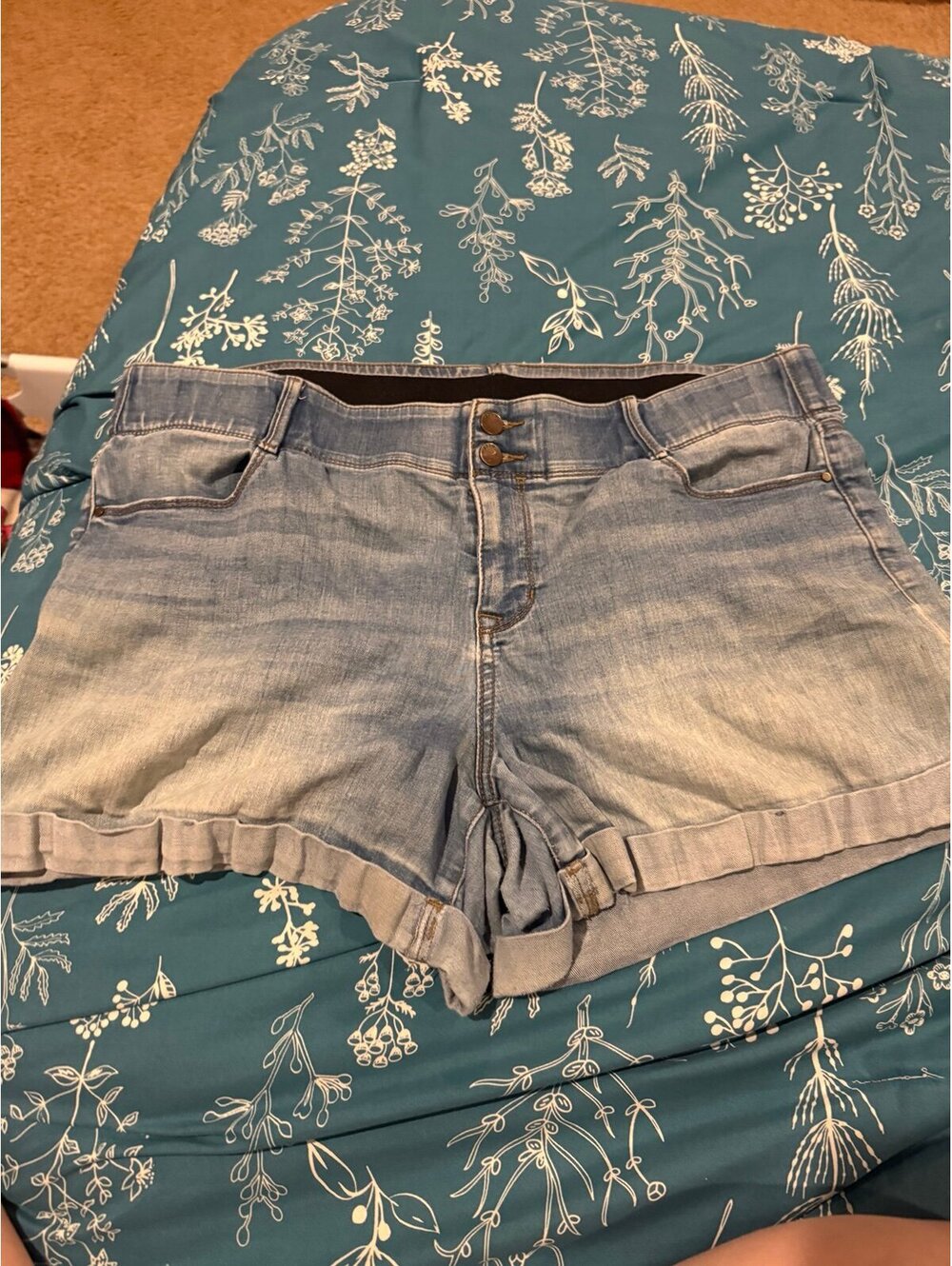 Apt 9 size 18 jean shorts